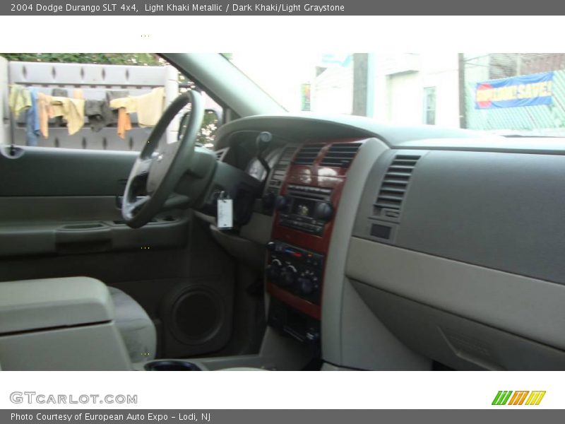 Light Khaki Metallic / Dark Khaki/Light Graystone 2004 Dodge Durango SLT 4x4