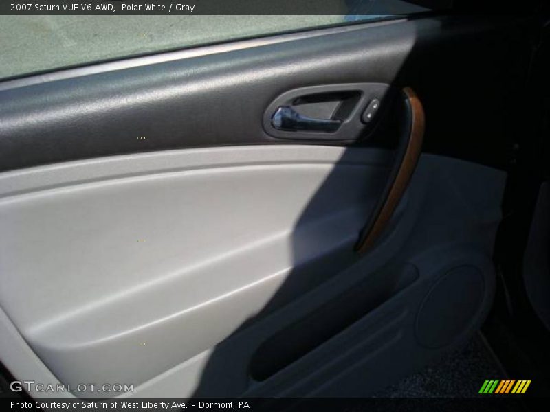 Polar White / Gray 2007 Saturn VUE V6 AWD