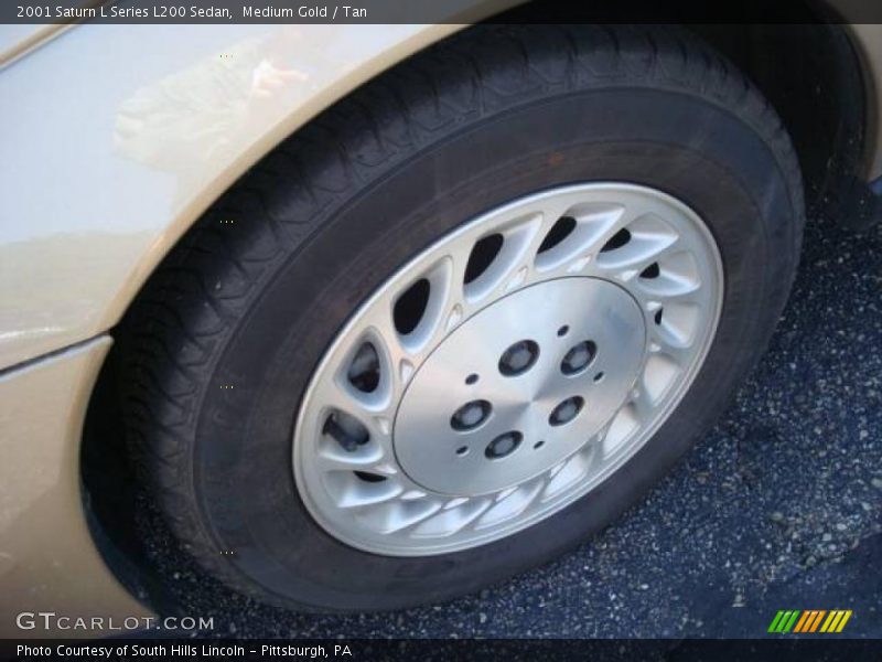 Medium Gold / Tan 2001 Saturn L Series L200 Sedan