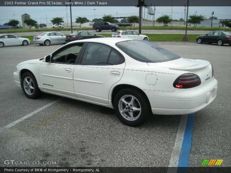 Ivory White / Dark Taupe 2003 Pontiac Grand Prix SE Sedan