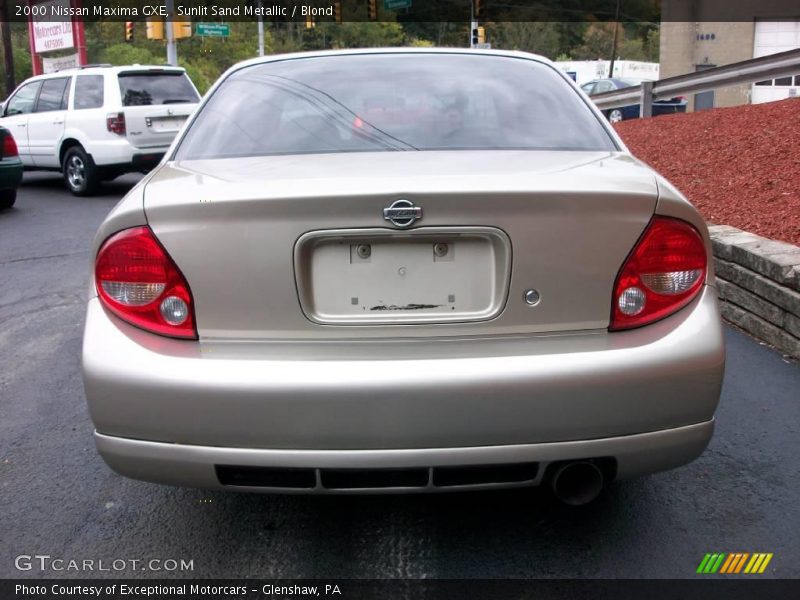 Sunlit Sand Metallic / Blond 2000 Nissan Maxima GXE