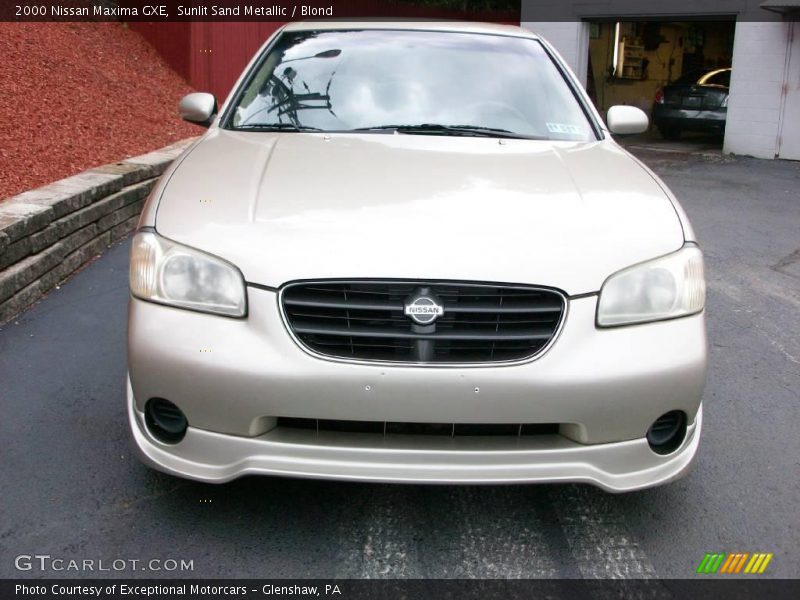 Sunlit Sand Metallic / Blond 2000 Nissan Maxima GXE