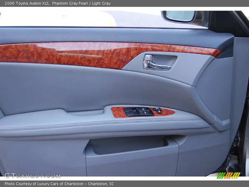 Phantom Gray Pearl / Light Gray 2006 Toyota Avalon XLS