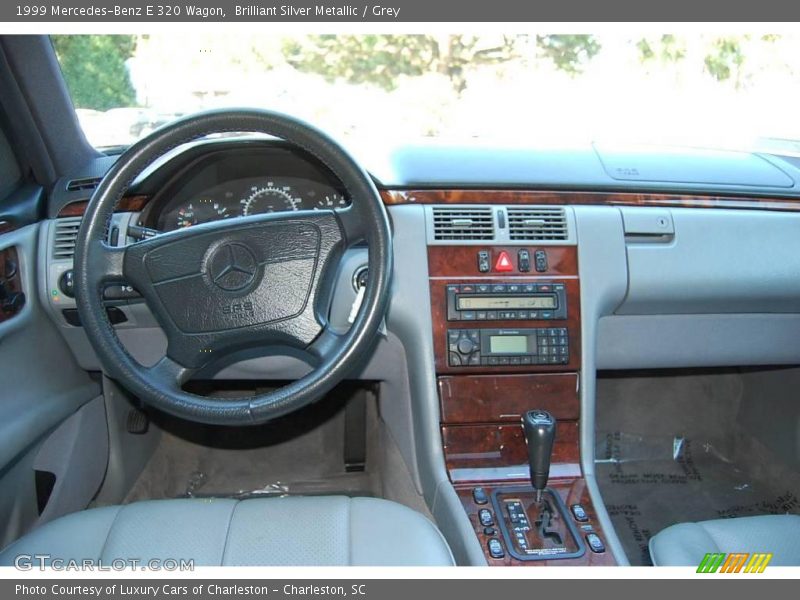 Brilliant Silver Metallic / Grey 1999 Mercedes-Benz E 320 Wagon