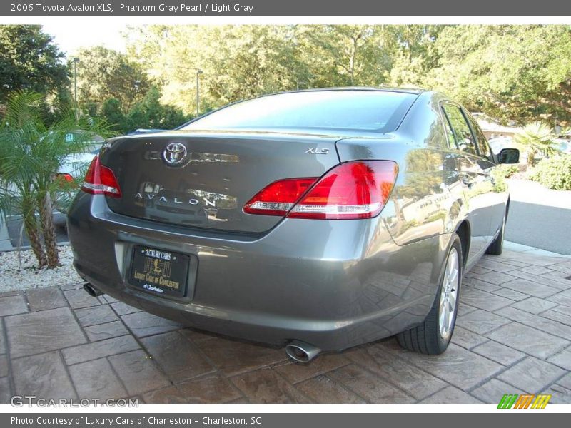 Phantom Gray Pearl / Light Gray 2006 Toyota Avalon XLS