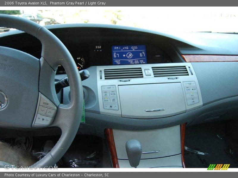 Phantom Gray Pearl / Light Gray 2006 Toyota Avalon XLS