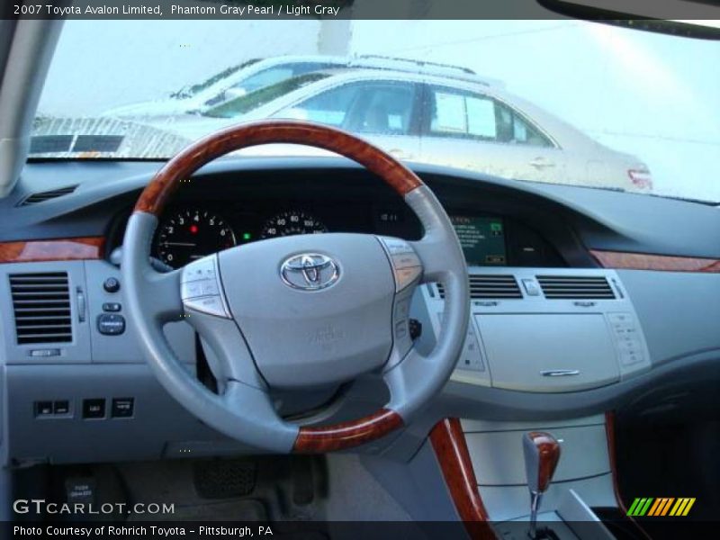 Phantom Gray Pearl / Light Gray 2007 Toyota Avalon Limited