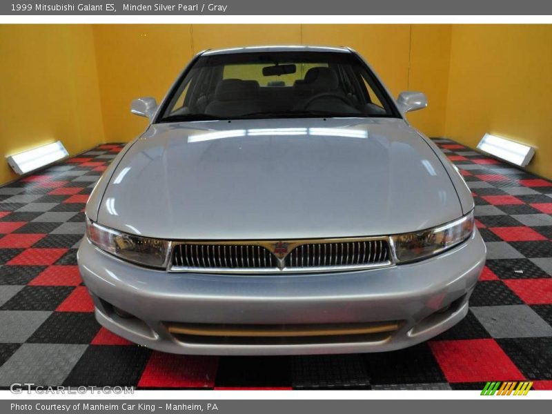 Minden Silver Pearl / Gray 1999 Mitsubishi Galant ES