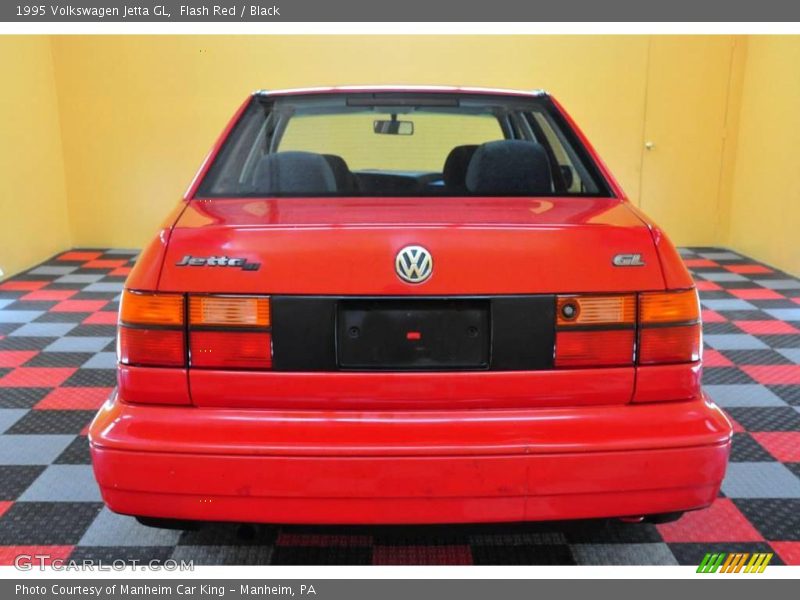 Flash Red / Black 1995 Volkswagen Jetta GL