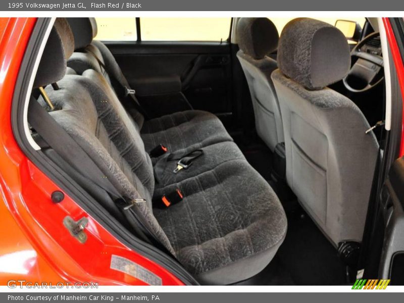 Flash Red / Black 1995 Volkswagen Jetta GL
