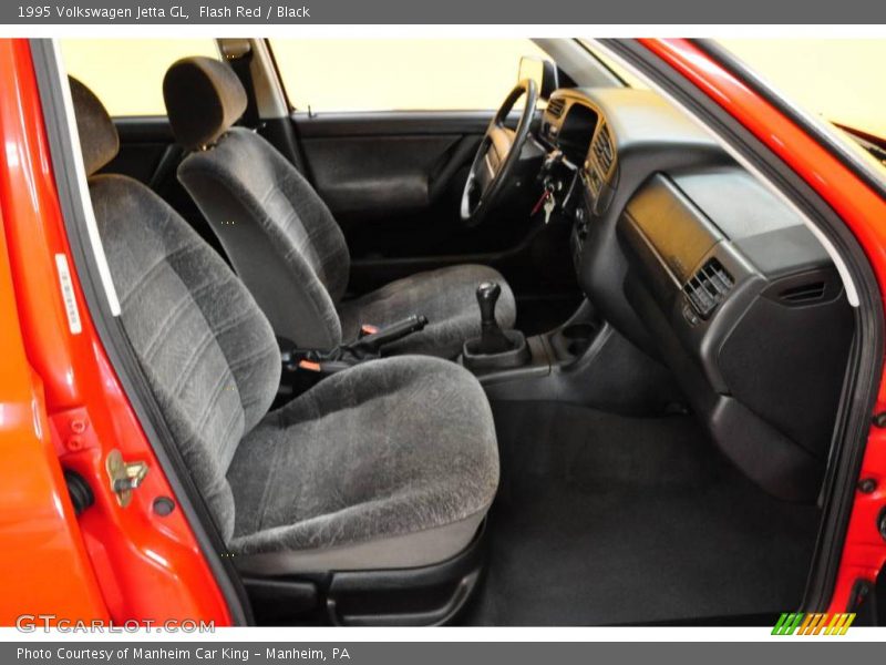 Flash Red / Black 1995 Volkswagen Jetta GL