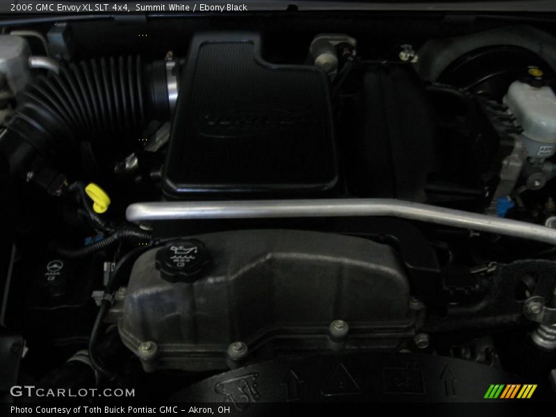 Summit White / Ebony Black 2006 GMC Envoy XL SLT 4x4