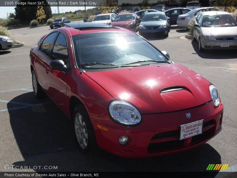 Flame Red / Dark Slate Gray 2005 Dodge Neon SXT