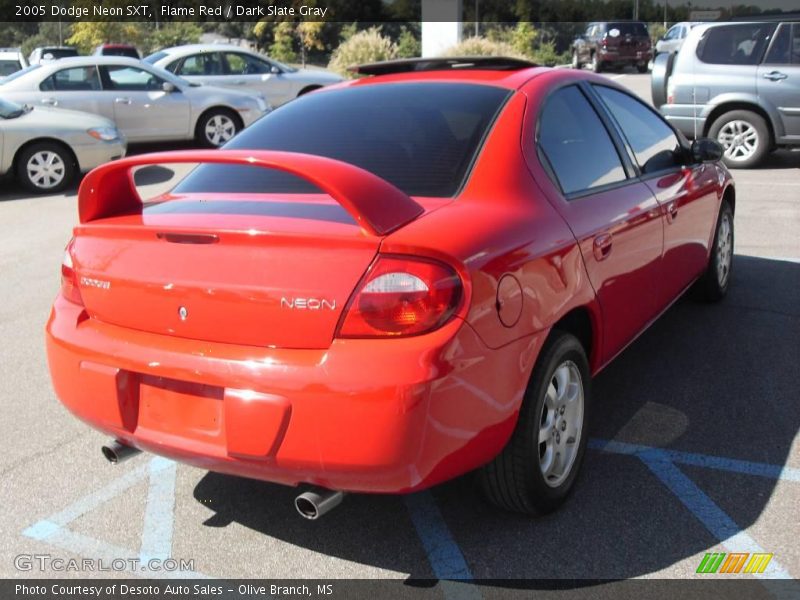 Flame Red / Dark Slate Gray 2005 Dodge Neon SXT