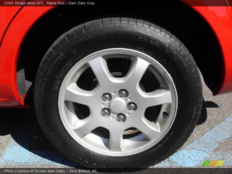 Flame Red / Dark Slate Gray 2005 Dodge Neon SXT