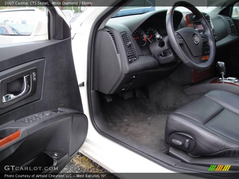 White Diamond / Ebony 2007 Cadillac CTS Sedan