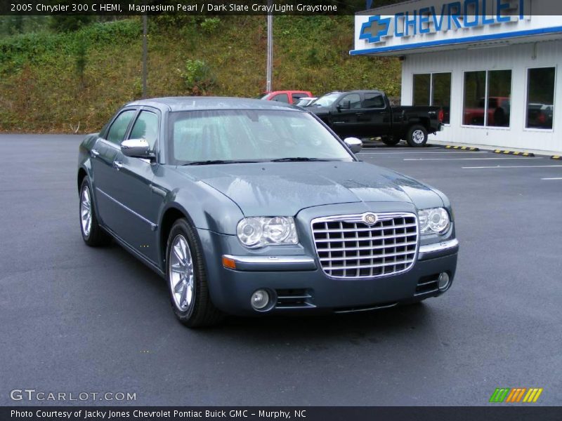 Magnesium Pearl / Dark Slate Gray/Light Graystone 2005 Chrysler 300 C HEMI