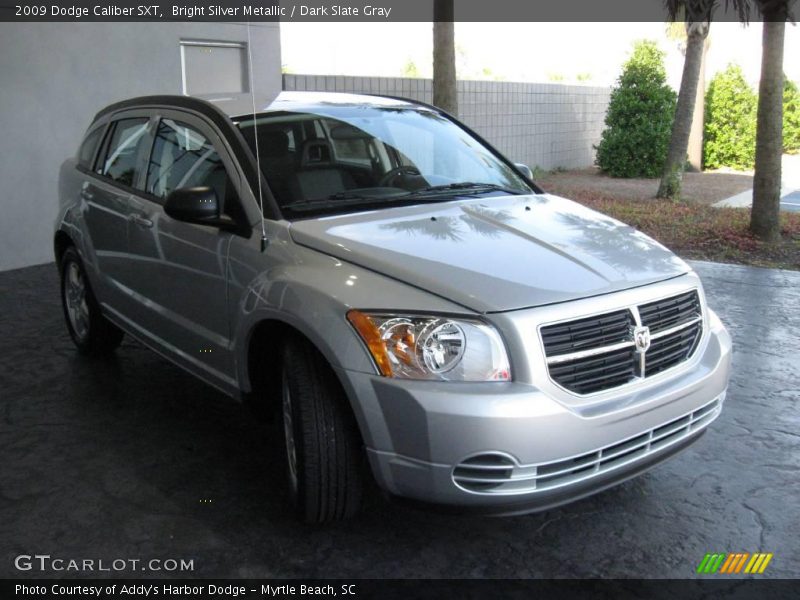 Bright Silver Metallic / Dark Slate Gray 2009 Dodge Caliber SXT