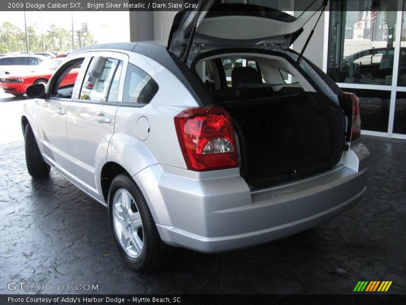Bright Silver Metallic / Dark Slate Gray 2009 Dodge Caliber SXT