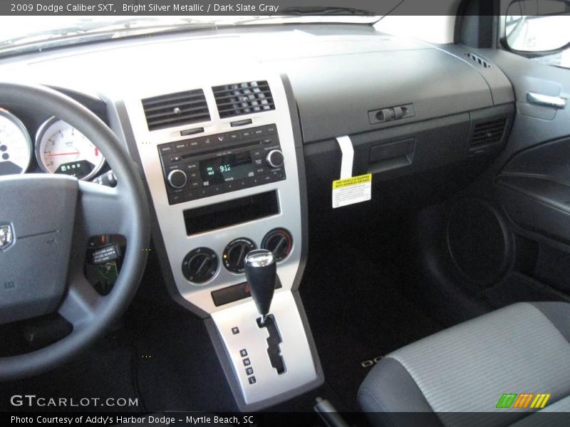 Bright Silver Metallic / Dark Slate Gray 2009 Dodge Caliber SXT