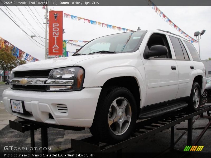 Summit White / Light Gray 2006 Chevrolet TrailBlazer LS 4x4