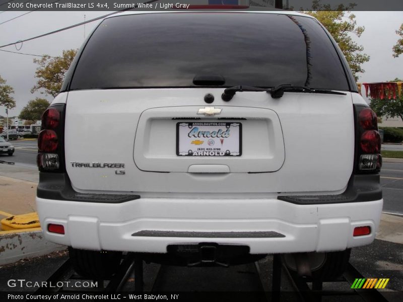 Summit White / Light Gray 2006 Chevrolet TrailBlazer LS 4x4