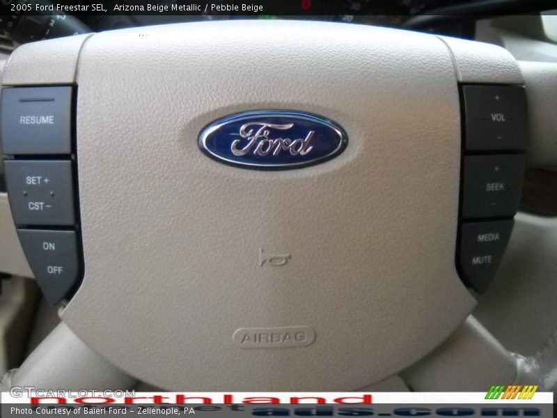 Arizona Beige Metallic / Pebble Beige 2005 Ford Freestar SEL