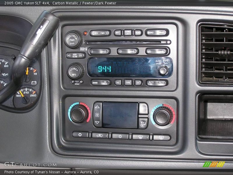 Carbon Metallic / Pewter/Dark Pewter 2005 GMC Yukon SLT 4x4