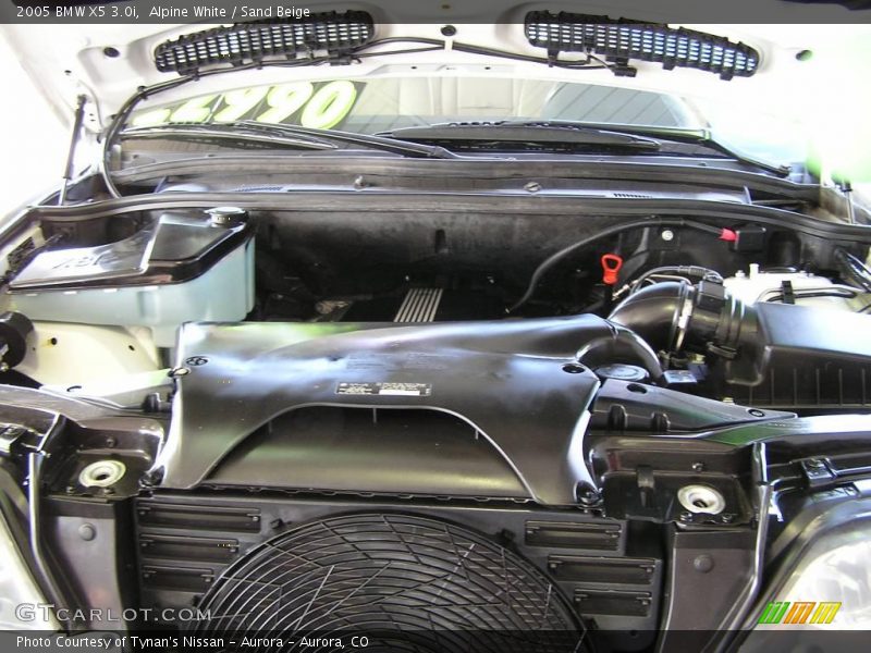 Alpine White / Sand Beige 2005 BMW X5 3.0i