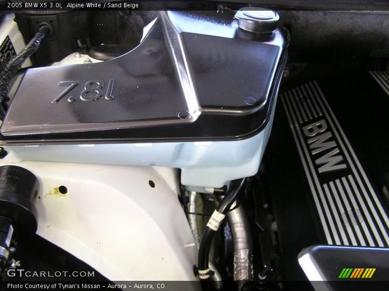 Alpine White / Sand Beige 2005 BMW X5 3.0i