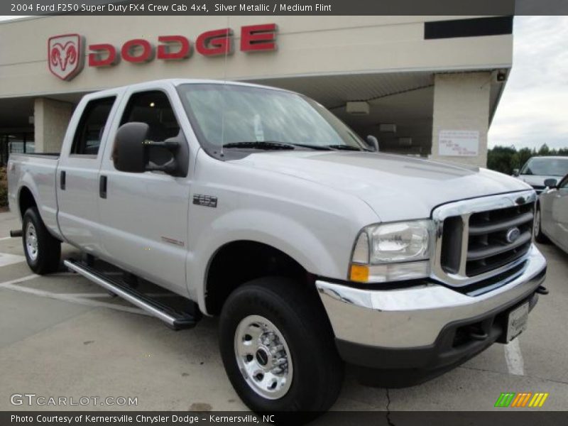 Silver Metallic / Medium Flint 2004 Ford F250 Super Duty FX4 Crew Cab 4x4