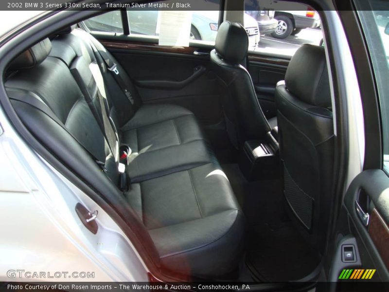 Titanium Silver Metallic / Black 2002 BMW 3 Series 330xi Sedan