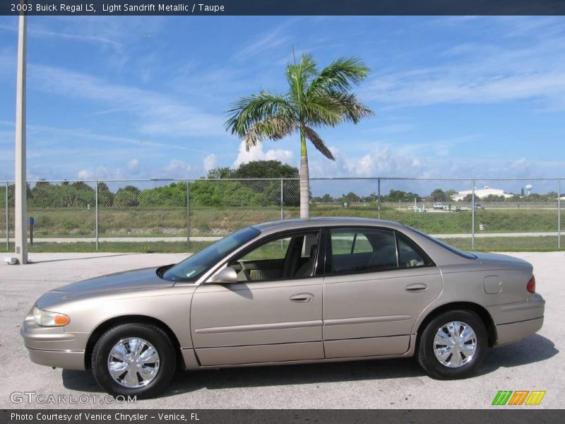 Light Sandrift Metallic / Taupe 2003 Buick Regal LS