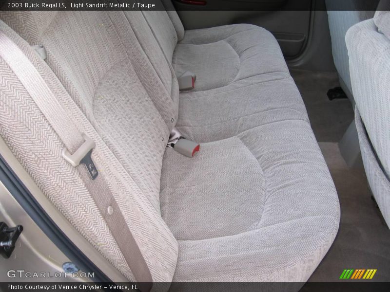 Light Sandrift Metallic / Taupe 2003 Buick Regal LS