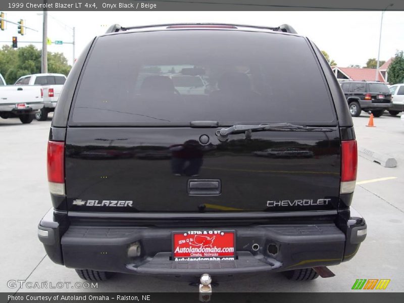 Onyx Black / Beige 1999 Chevrolet Blazer LT 4x4