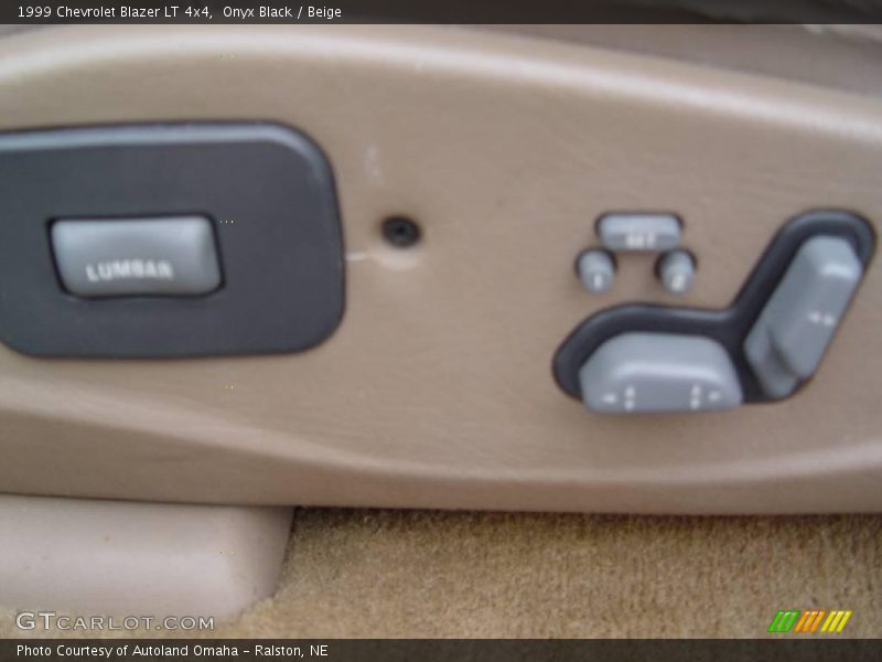 Onyx Black / Beige 1999 Chevrolet Blazer LT 4x4