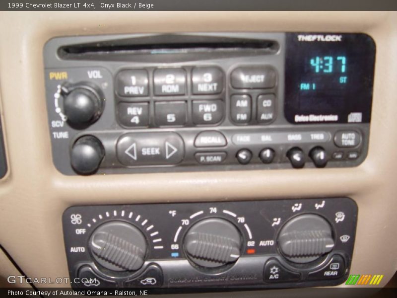 Onyx Black / Beige 1999 Chevrolet Blazer LT 4x4