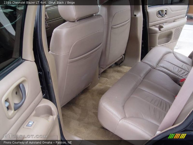 Onyx Black / Beige 1999 Chevrolet Blazer LT 4x4