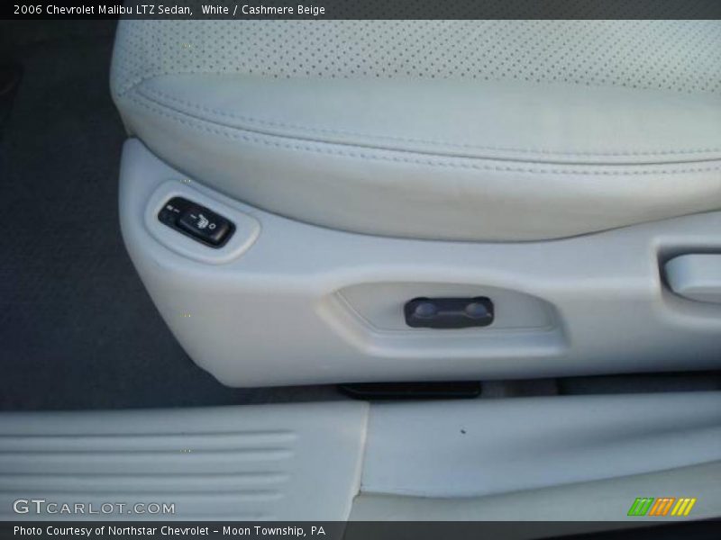 White / Cashmere Beige 2006 Chevrolet Malibu LTZ Sedan