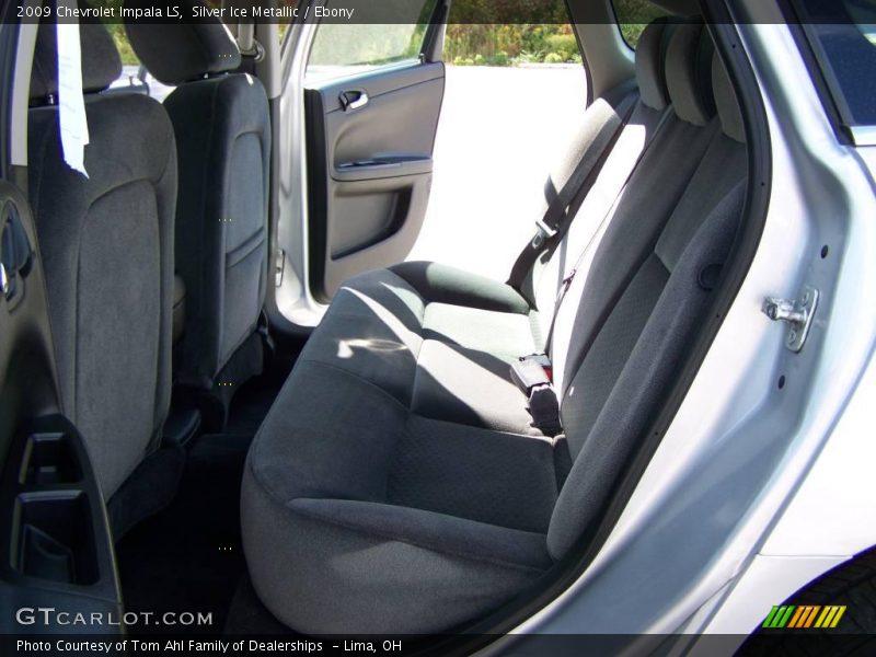 Silver Ice Metallic / Ebony 2009 Chevrolet Impala LS