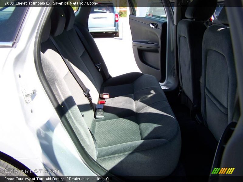 Silver Ice Metallic / Ebony 2009 Chevrolet Impala LS