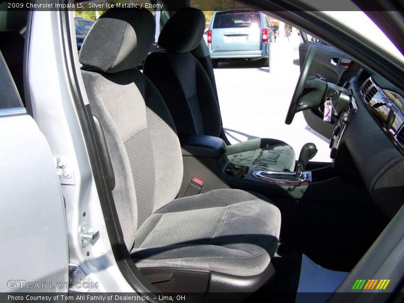 Silver Ice Metallic / Ebony 2009 Chevrolet Impala LS
