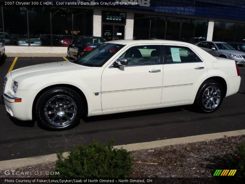 Cool Vanilla / Dark Slate Gray/Light Graystone 2007 Chrysler 300 C HEMI