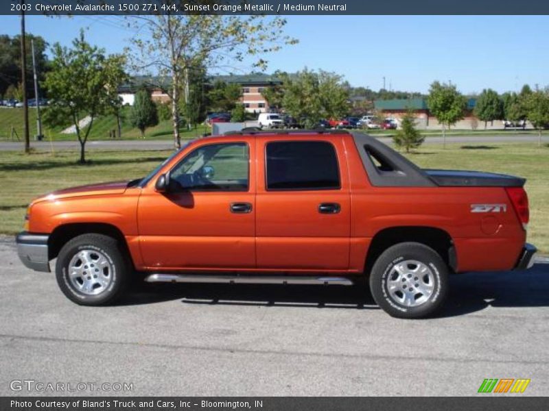 Sunset Orange Metallic / Medium Neutral 2003 Chevrolet Avalanche 1500 Z71 4x4