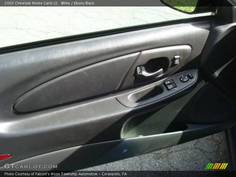 White / Ebony Black 2003 Chevrolet Monte Carlo LS