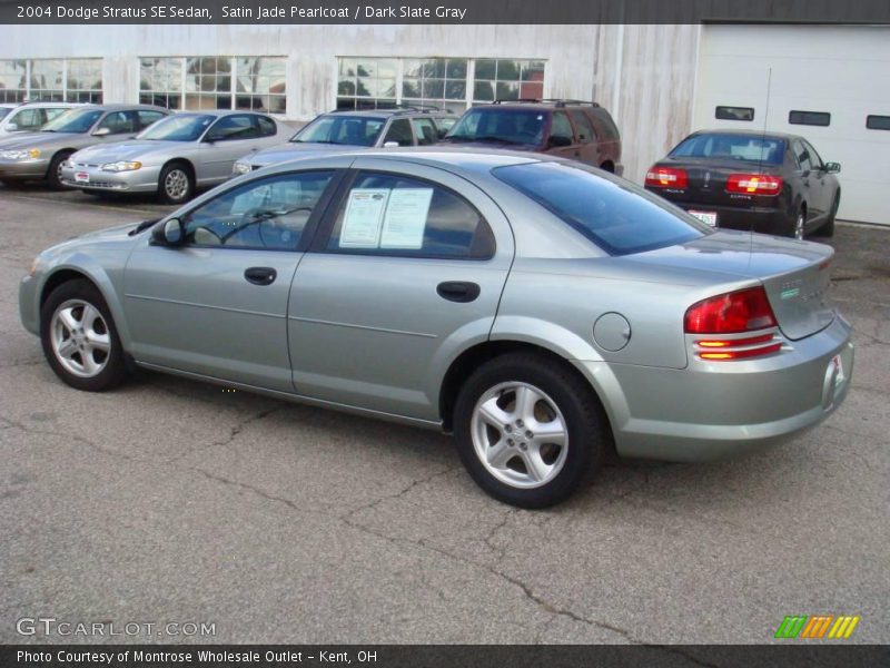 Satin Jade Pearlcoat / Dark Slate Gray 2004 Dodge Stratus SE Sedan