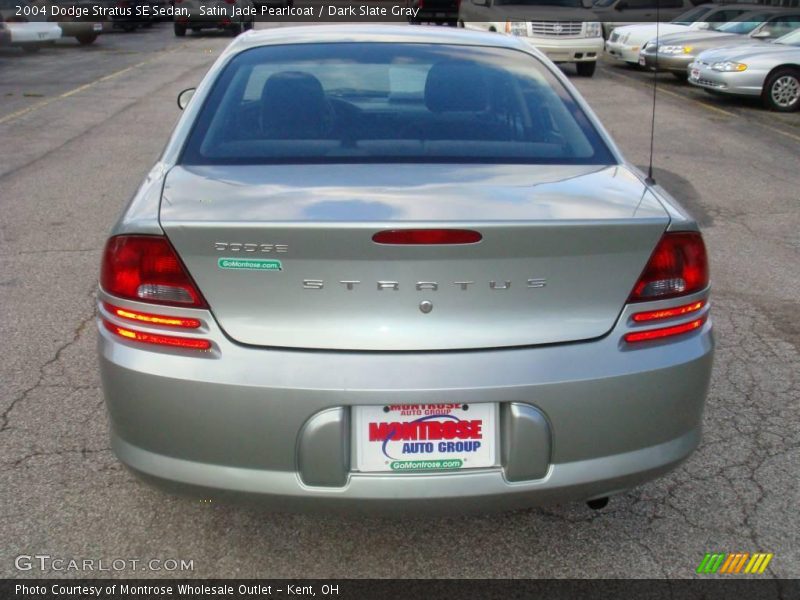 Satin Jade Pearlcoat / Dark Slate Gray 2004 Dodge Stratus SE Sedan