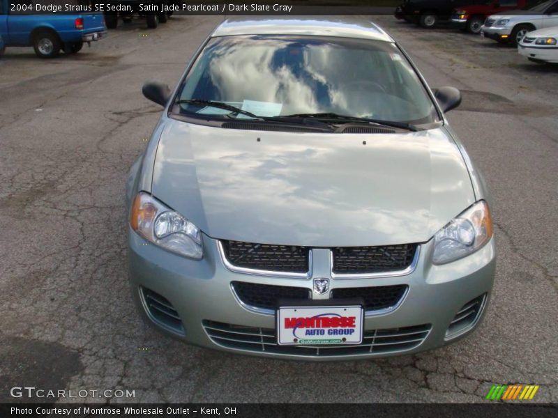 Satin Jade Pearlcoat / Dark Slate Gray 2004 Dodge Stratus SE Sedan