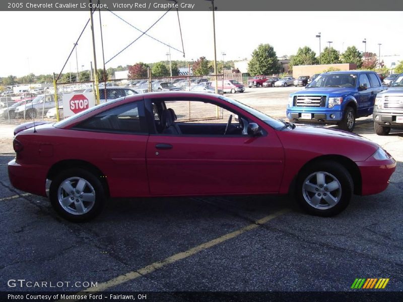 Victory Red / Graphite Gray 2005 Chevrolet Cavalier LS Coupe