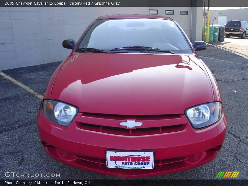 Victory Red / Graphite Gray 2005 Chevrolet Cavalier LS Coupe